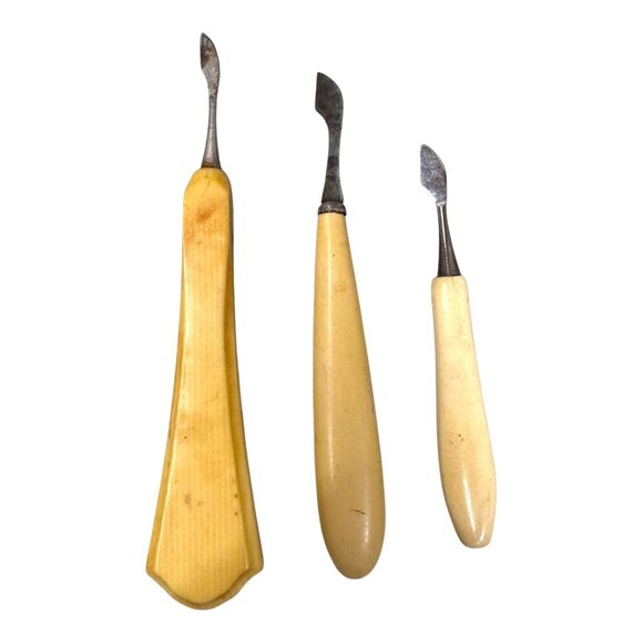 Set Of 3 Vintage Celluloid Nail Cleaning Tools Steel Blades & Victorian Antique - Picture 2 of 7